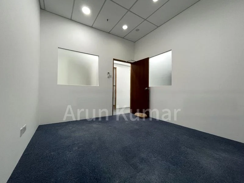 Light Industrial (B1) for Rent: Primz Bizhub - Image 1