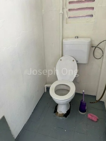 3 Bed Walk-up Apartment (Condo) for Rent in  Teambuild Centre - Image 4