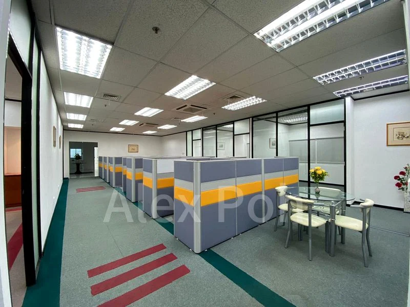 Office for Rent in Crystal Time Building - Image 6