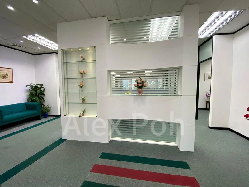 Office for Rent in Crystal Time Building - Image 10