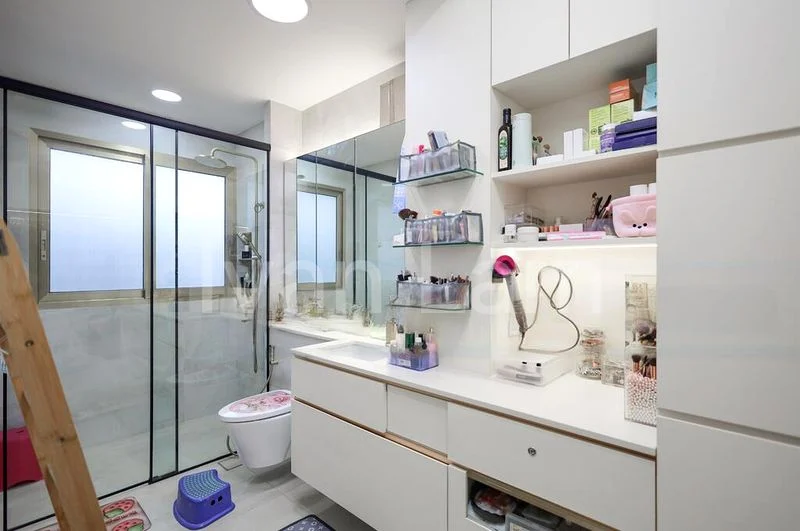 4 Bed Corner Terrace (Landed) for Sale in Sunrise Villa - Image 3