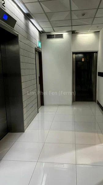 Office for Rent: Far East Finance Building - Image 2