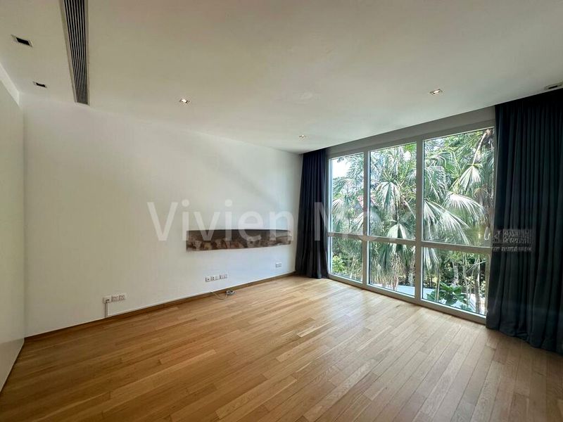 4 Bed Condo for Rent in  Grange Residences - Image 4