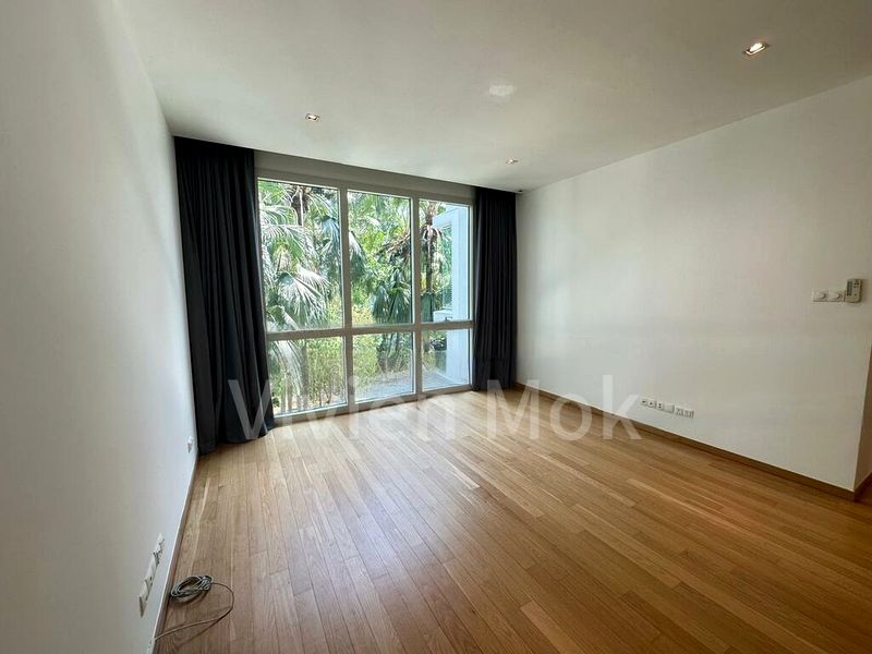 4 Bed Condo for Rent in  Grange Residences - Image 7
