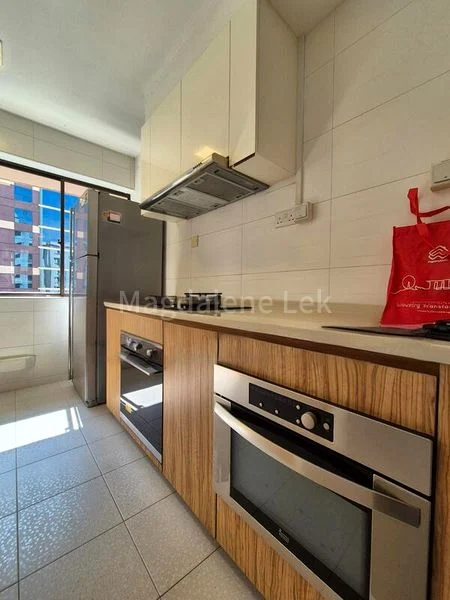 3 Bed Condo for Rent in  Parkway View - Image 14