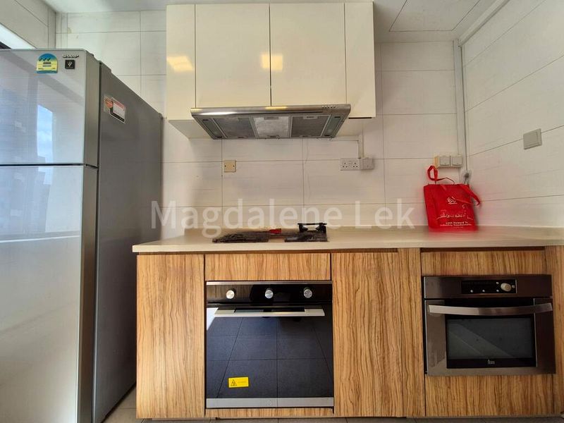 3 Bed Condo for Rent in  Parkway View - Image 18