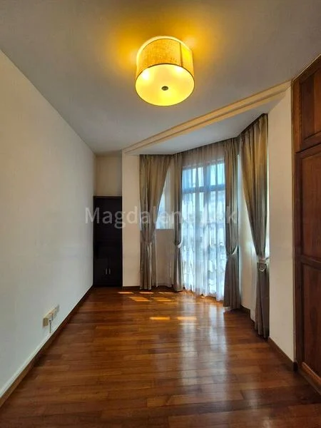 3 Bed Condo for Rent in  Parkway View - Image 3