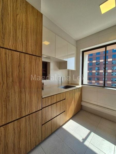 3 Bed Condo for Rent in  Parkway View - Image 13