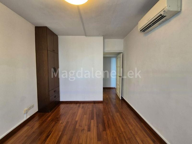 3 Bed Condo for Rent in  Parkway View - Image 12