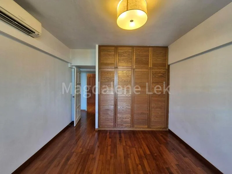 3 Bed Condo for Rent in  Parkway View - Image 6