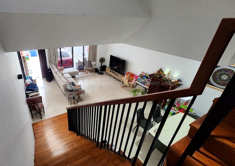 5 Bed Terraced House (Landed) for Sale in  Seletar Hills Estate - Image 2