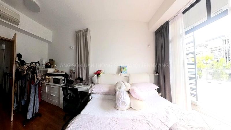 5 Bed Terraced House (Landed) for Sale in  Seletar Hills Estate - Image 5