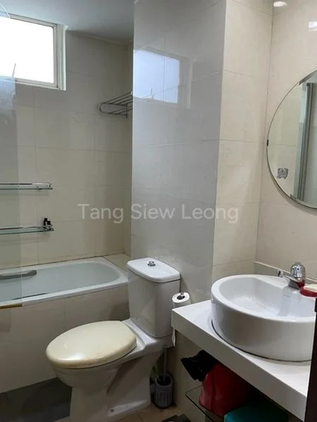 4 Bed Condo for Rent in  Robin Regalia - Image 8