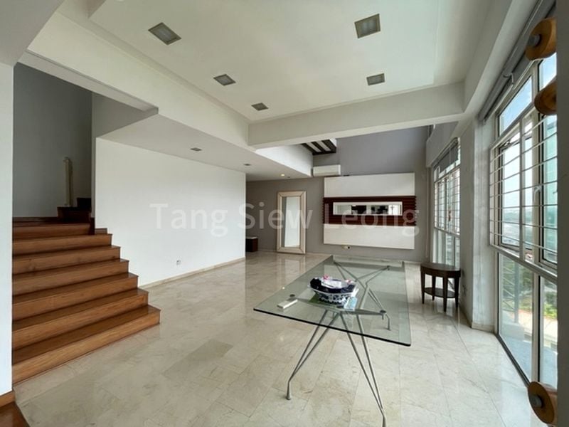 4 Bed Condo for Rent in  Robin Regalia - Image 2