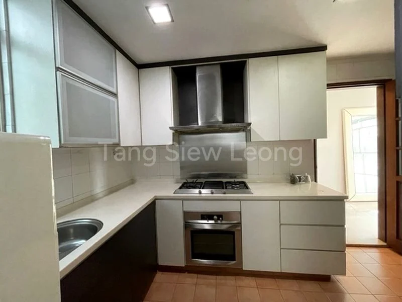 4 Bed Condo for Rent in  Robin Regalia - Image 13