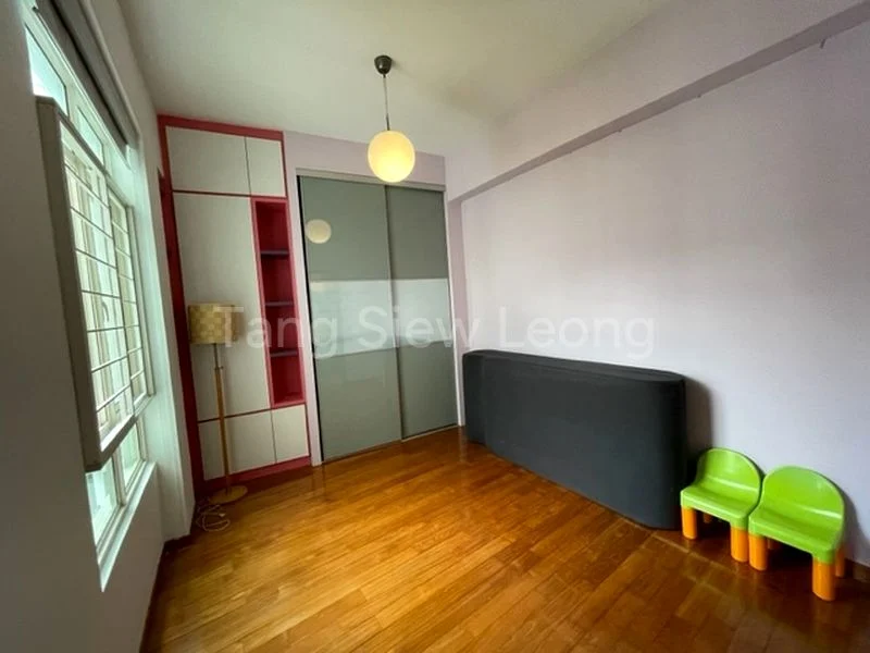 4 Bed Condo for Rent in  Robin Regalia - Image 6