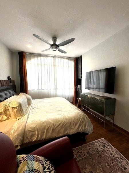 5 Bed Terraced House (Landed) for Sale in  Horizon Green - Image 7