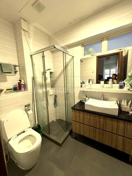 5 Bed Terraced House (Landed) for Sale in  Horizon Green - Image 1