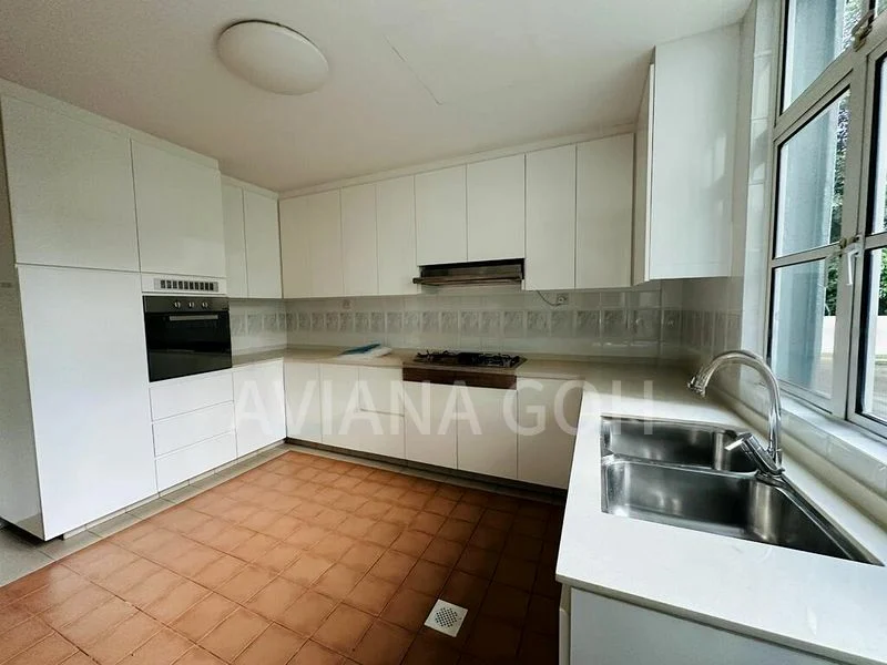 3 Bed Condo for Rent in  La Suisse I - Image 2