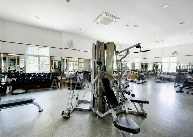 3 Bed Condo for Rent in  La Suisse I - Image 7