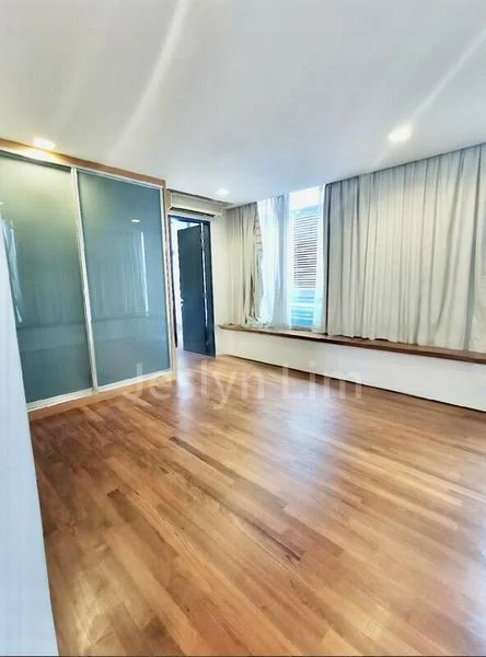 5 Bed Bungalow (Landed) for Rent in Capitol Park - Image 2