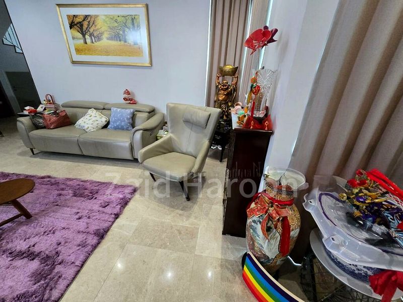 6 Bed Corner Terrace (Landed) for Sale in  Serangoon Garden Estate - Image 2