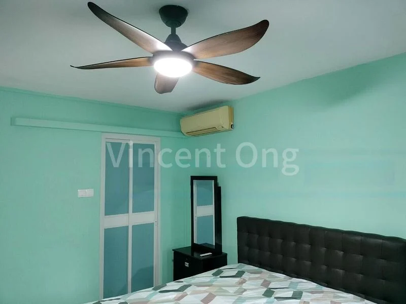 Master Room (HDB) for Rent in 359B Admiralty Drive - Image 2