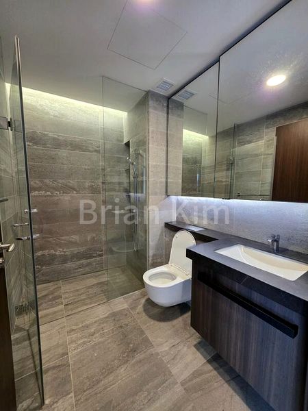 2 Bed Condo for Sale in  One Pearl Bank - Image 9