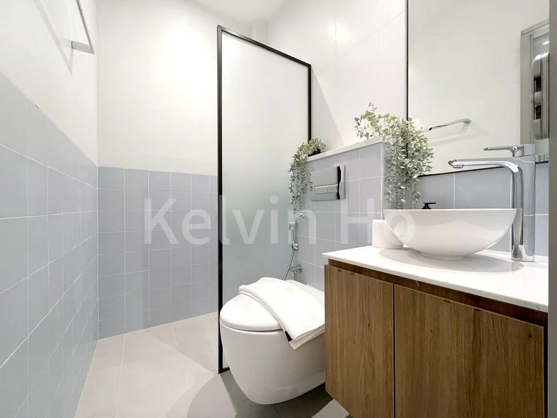 Master Room Landed for Rent in  Lavender Street - Image 11