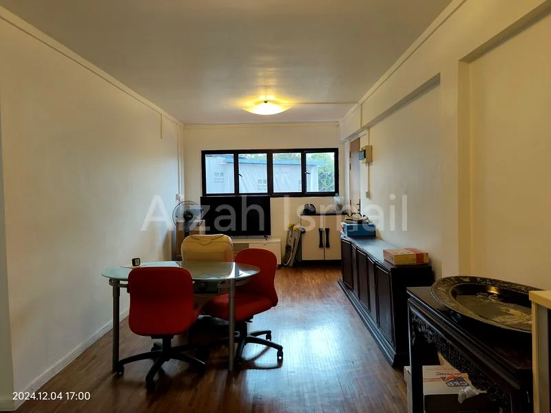 3 Room (3I) HDB for Sale in  19 Marsiling Lane - Image 2