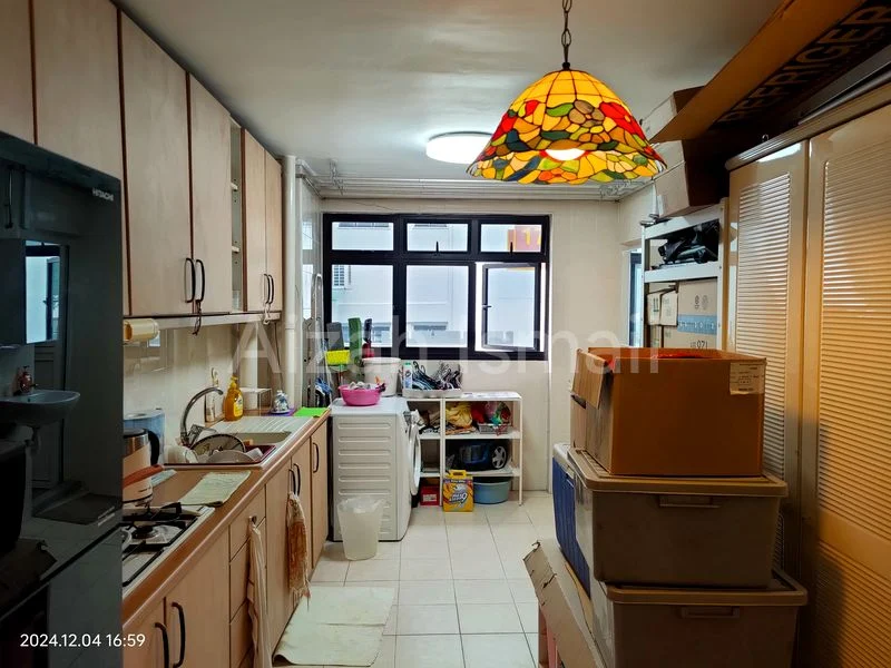 3 Room (3I) HDB for Sale in  19 Marsiling Lane - Image 6