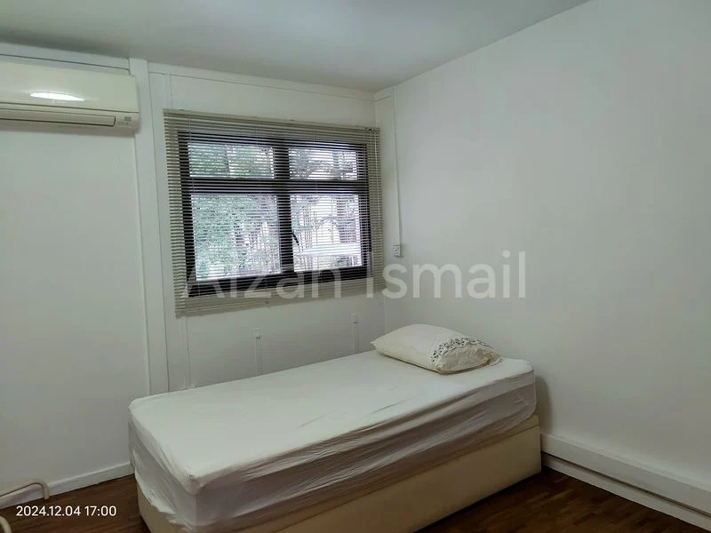 3 Room (3I) HDB for Sale in  19 Marsiling Lane - Image 4