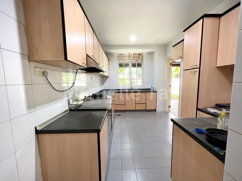 5 Bed Terraced House (Landed) for Rent in  Lentor Villas - Image 2