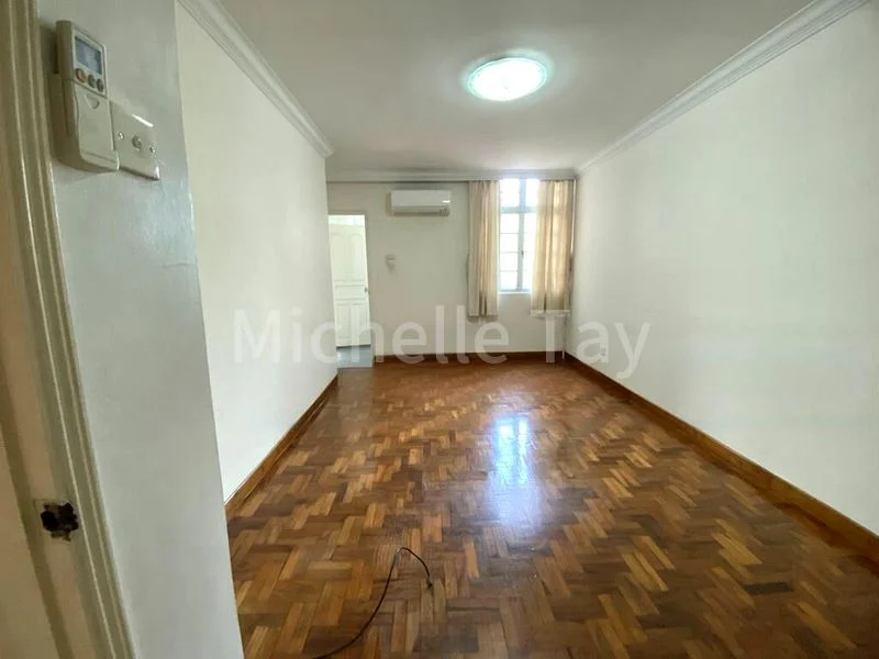 5 Bed Terraced House (Landed) for Rent in  Lentor Villas - Image 5