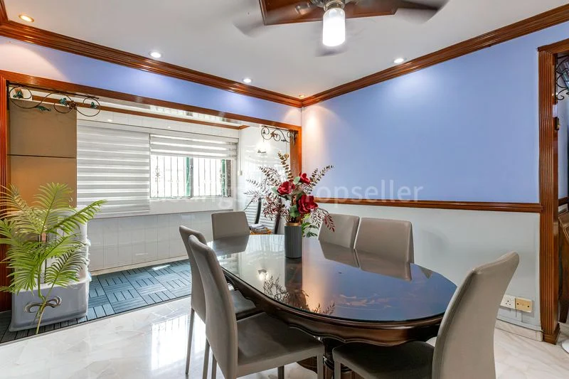 5 Room (5I) HDB for Sale in 199 Pasir Ris Street 12 - Image 4