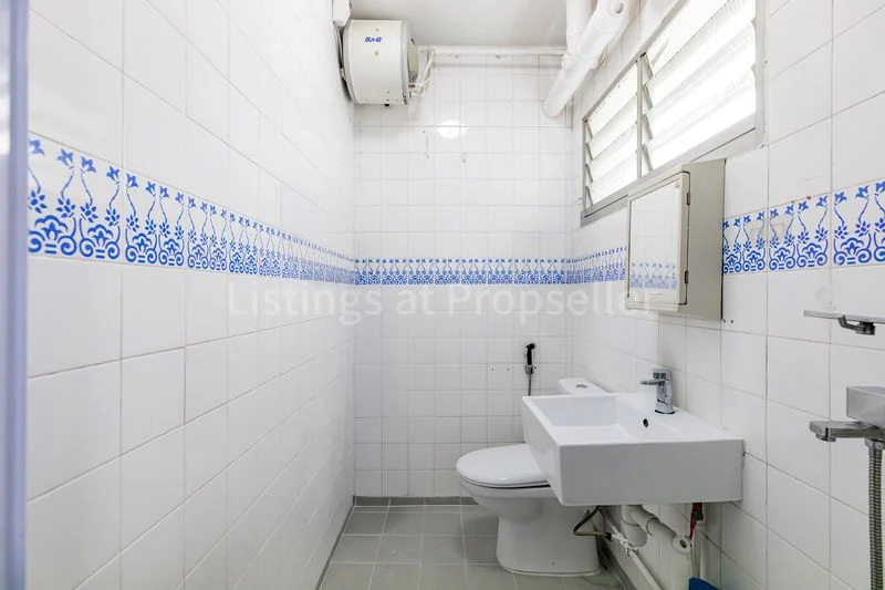 5 Room (5I) HDB for Sale in 199 Pasir Ris Street 12 - Image 10