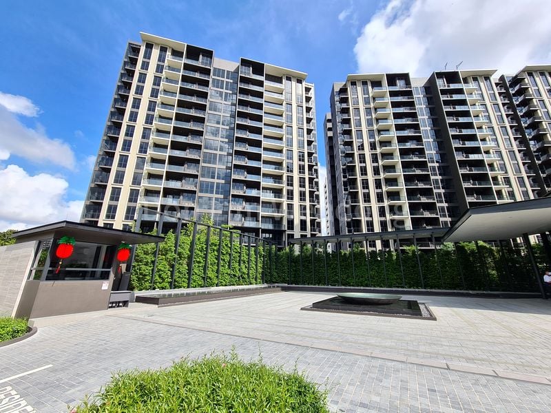2 Bed Condo for Rent in  Park Colonial - Image 1