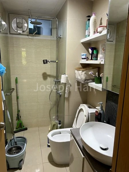 4 Bed Condo for Sale in  Waterview - Image 3