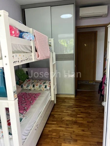 4 Bed Condo for Sale in  Waterview - Image 9
