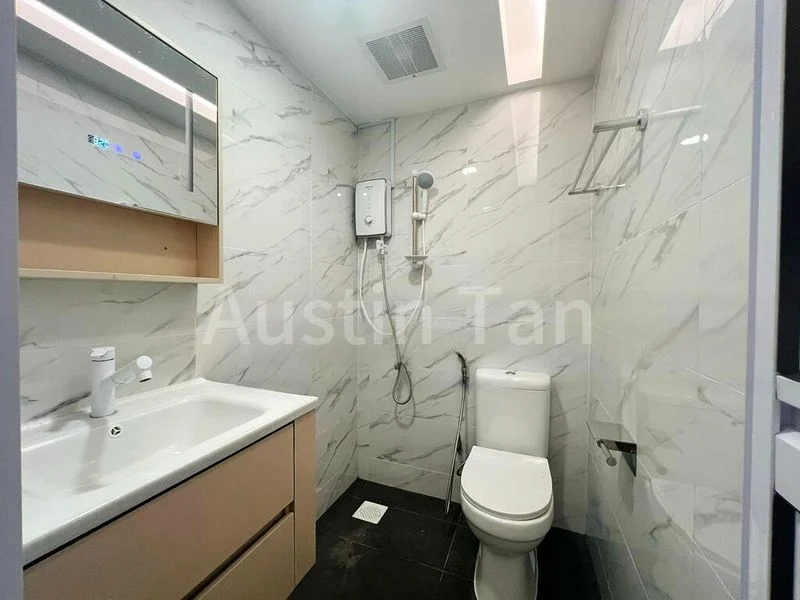 Master Room (Landed) for Rent in  Kew Vale - Image 3