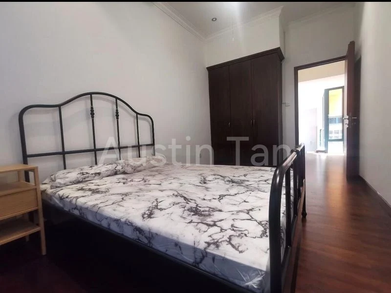 Master Room (Landed) for Rent in  Kew Vale - Image 12