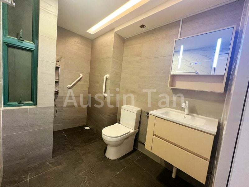 Master Room (Landed) for Rent in  Kew Vale - Image 6