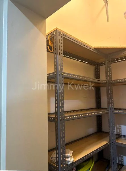 2 Bed Condo for Sale in  Parc Elegance - Image 9