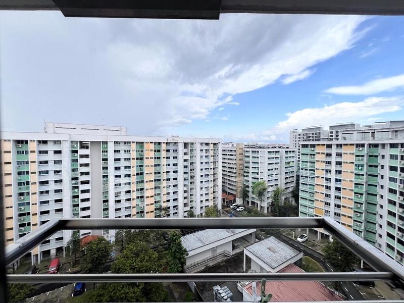 4 Room (4A) HDB for Sale in  322 Yishun Central - Image 2