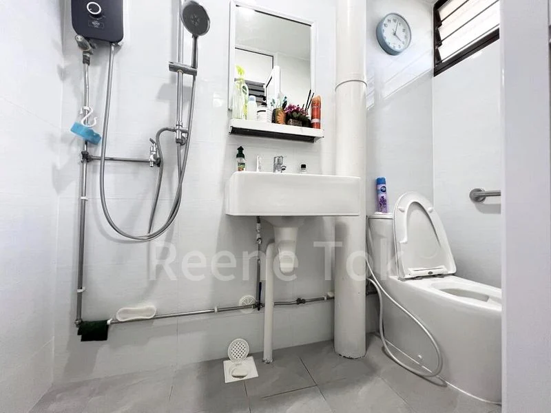 4 Room (4A) HDB for Sale in  322 Yishun Central - Image 3