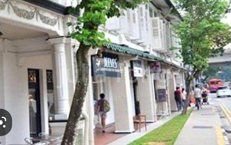 Shop / Shophouse for Rent: Cluny Court - Image 6