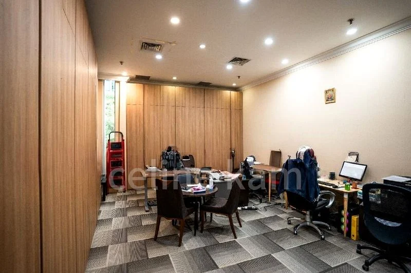 Office for Sale: High Street Plaza - Image 10