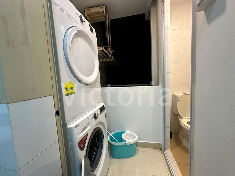 Common Room (Condo) for Rent in The Estiva - Image 17