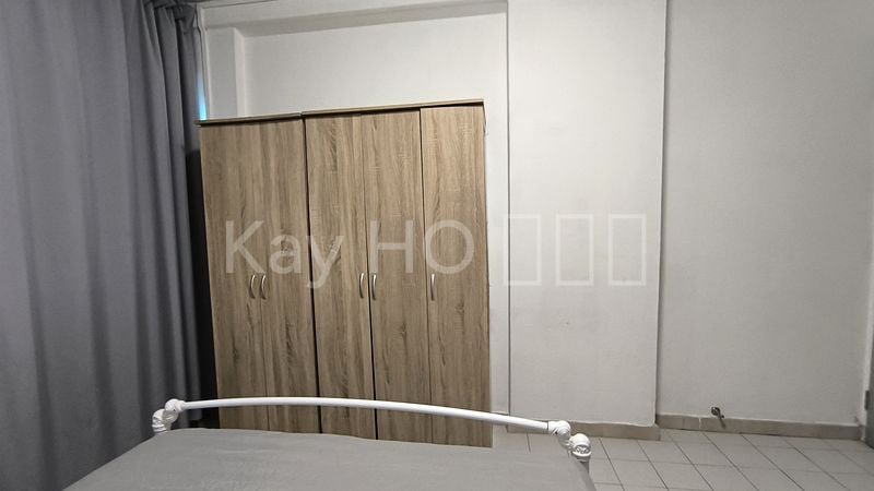 Common Room (HDB) for Rent in  434 Tampines Street 43 - Image 4