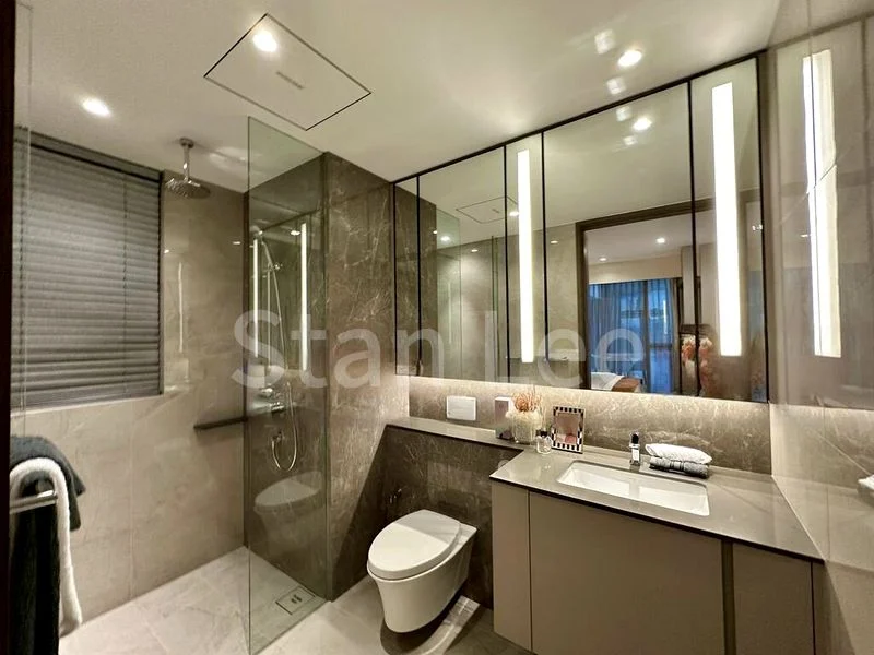 4 Bed Condo for Sale in Grand Dunman - Image 1